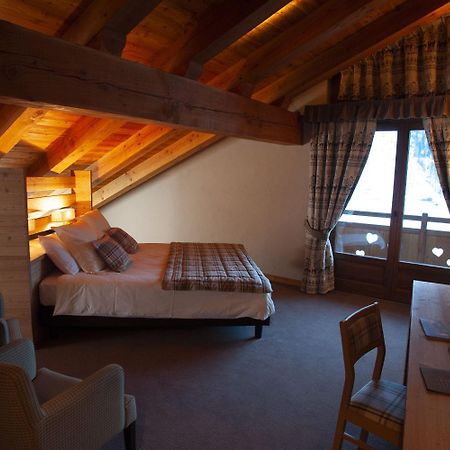La Madonnina Del Gran Paradiso Wellness Hotel Cogne Bagian luar foto