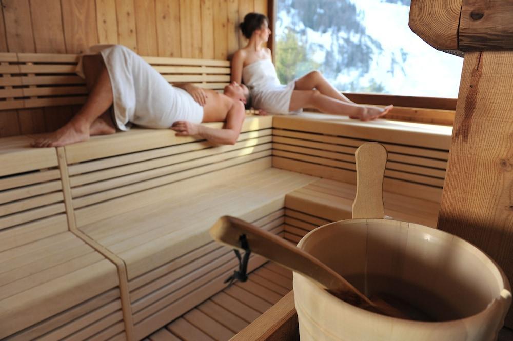La Madonnina Del Gran Paradiso Wellness Hotel Cogne Bagian luar foto