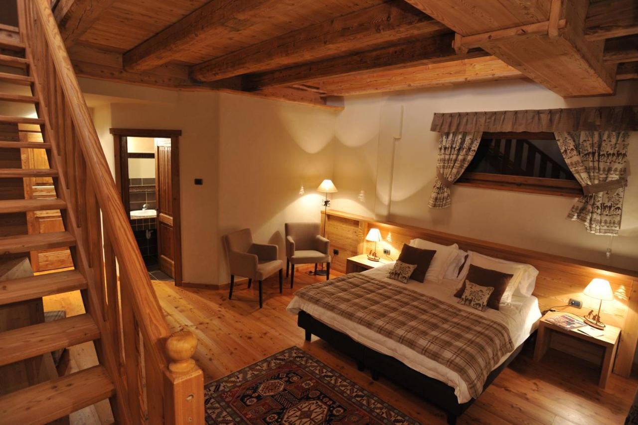 La Madonnina Del Gran Paradiso Wellness Hotel Cogne Bagian luar foto