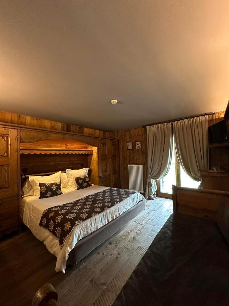 La Madonnina Del Gran Paradiso Wellness Hotel Cogne Bagian luar foto