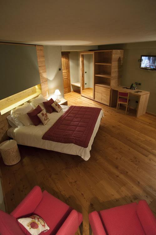 La Madonnina Del Gran Paradiso Wellness Hotel Cogne Bagian luar foto
